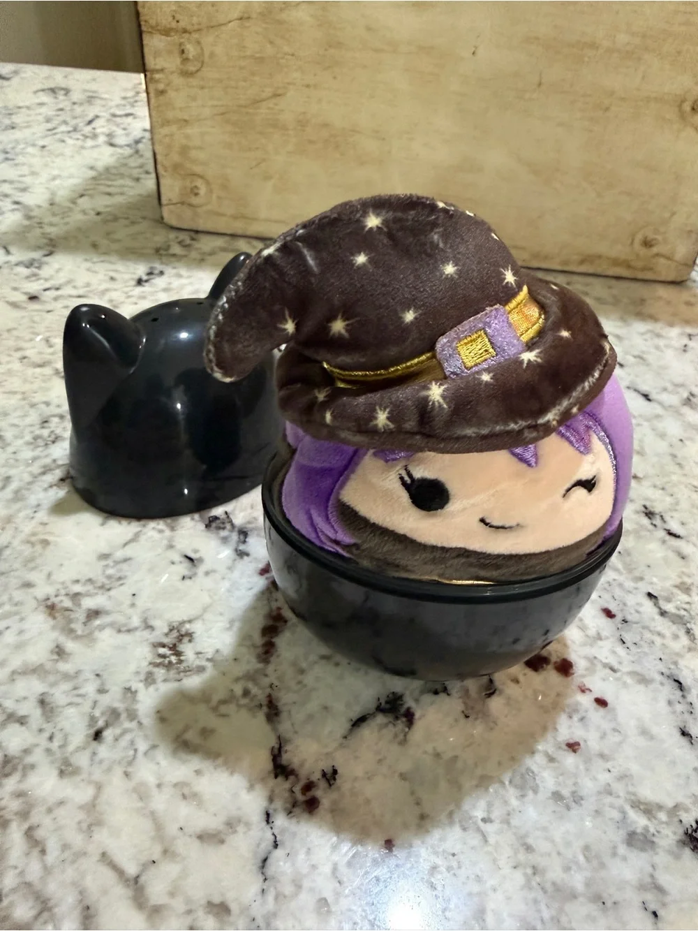 Squishmallows Halloween Special Edition Voodie the Witch 4